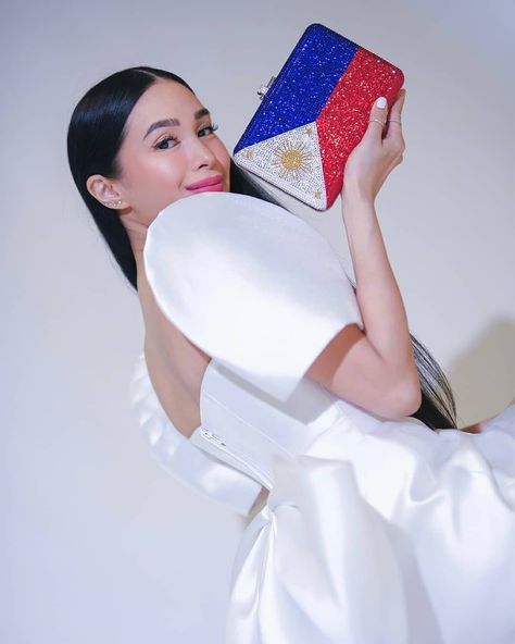 Heart Evangelista Heart Evangelista Filipiniana, Mark Bumgarner, Heart Evangelista, Modern Filipiniana, My Dearest, Judith Leiber, 8 Weeks, Metallic Leather, American Flag