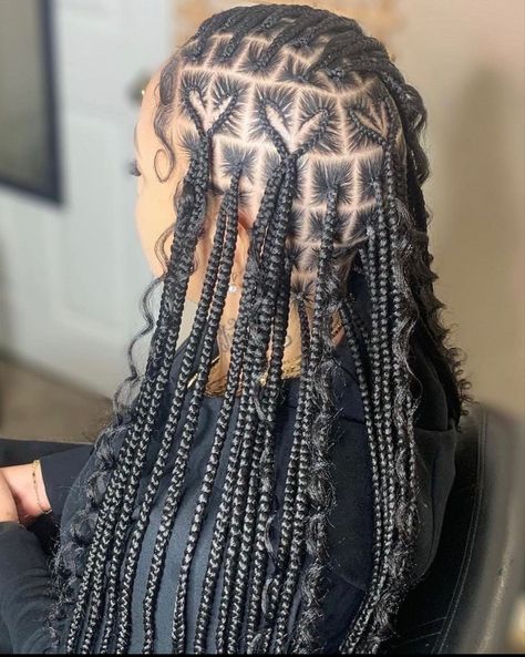 Box braids, black girl hairstyle, hesrt braids, heart box braids, goddess braids, side part Short Hair Straight, Natural Hair Short, Hairstyles With Braids, Short Box Braids Hairstyles, Braided Hairstyles For Black Women Cornrows, Big Box Braids Hairstyles, Feed In Braids Hairstyles, American Hairstyles, Box Braids Hairstyles For Black Women