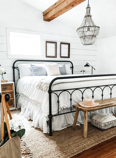 Black Iron Bed, Best Bedroom Paint Colors, House Is A Mess, Florida Cottage, Bedroom Frames, Farmhouse Paint Colors, Iron Bed, Farmhouse Bedroom Decor, Bedroom Paint Colors