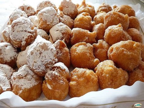 7 Spanish Semana Santa Recipes - Traditional Easter Recipes from Spain - Spanish Sabores Desserts From Spain, Spanish Flan Recipe, Santa Recipes, Bunuelos Recipe, Honduras Food, Traditional Easter Recipes, Easy Spanish Recipes, Honduran Recipes, Spanish Desserts