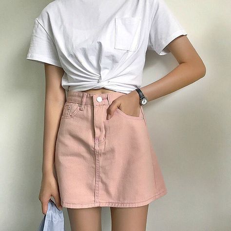 Pink Skirt Outfit, Korean Fashion Ideas, Skirt Aesthetic, Tokyo Street Fashion, Korean Fashion Outfits, Japan Tattoo, Tumblr Outfits, Style Japonais, Korean Fashion Trends