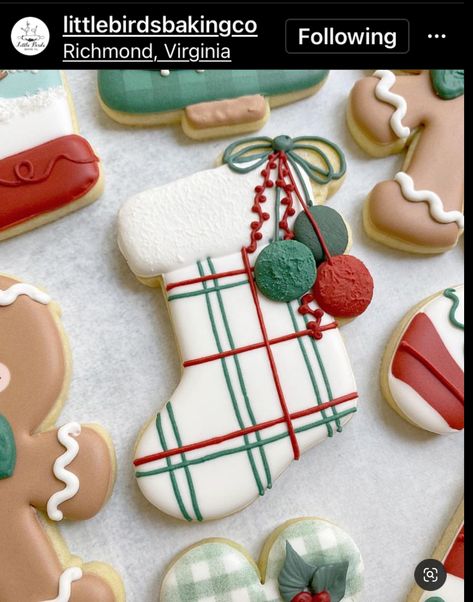 Christmas Sugar Cookie Designs, Christmas Stocking Cookies, Iced Christmas Cookies, Christmas Sugar Cookies Decorated, Cute Christmas Cookies, Christmas Cookies Gift, Royal Iced Cookies, Christmas Cake Designs, Iced Sugar Cookies