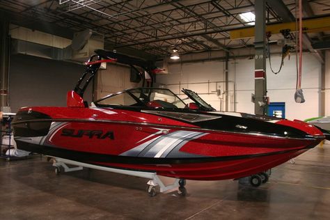 Supra Boats offering best Wakeboard boats For Sale in Australia. Supra is always looking to better their performance behind the boat. Speed Boats For Sale, Supra Boats, Wakeboarding Girl, Apocalypse Survival Gear, Wakeboard Boats, Boat Wraps, Water Ski, Ski Boats, Boat Fashion