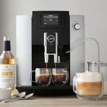 Jura E6 Automatic Coffee Center, Platinum Jura Coffee, Jura Coffee Machine, Coffee Maker With Grinder, Espresso Macchiato, Coffee Center, Best Espresso Machine, Automatic Espresso Machine, French Press Coffee Maker, Best Coffee Maker