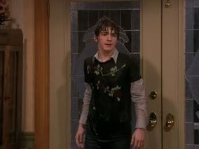 The Storm Wet Meme, Drake & Josh, Drake And Josh, Response Memes, Cute Love Memes, Reaction Pic, Reaction Face, Mood Humor, Funny Reaction Pictures