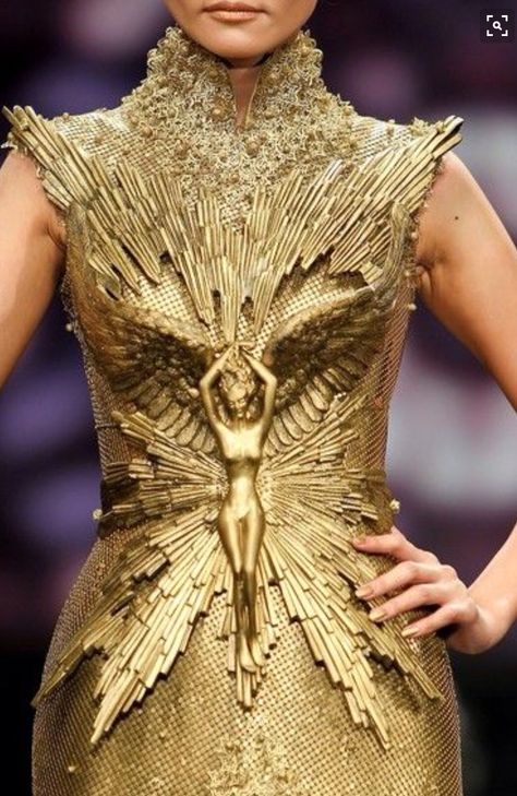 Gold Baroque Haute Couture Golden Age Dress, Gold Runway Fashion, Gold Armor Dress, Gold Runway Dress, Angelic Fashion, Golden Clothes, Armored Dress, Tex Saverio, Gold Runway