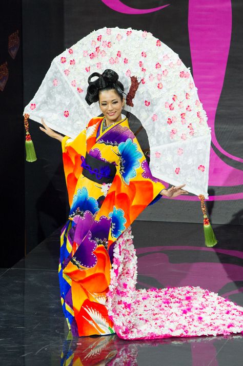 photos of miss universe costumes 2013 | Miss Universe 2013 National Costume Presentation | Tommy Beauty Pro Miss Universe Costumes, Miss Universe Japan, Miss Universe National Costume, Miss Universe 2013, Miss Pageant, Pageant Costumes, Barbie Miss, National Costume, National Dress