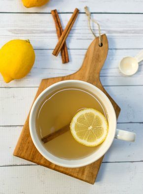 Ginger Cinnamon Tea, Ginger Root Tea, Boost Metabolism Drink, Ginger Roots, Drinking Hot Water, Lemon Detox, Health Drinks, Ginger Slice, Ginger Water