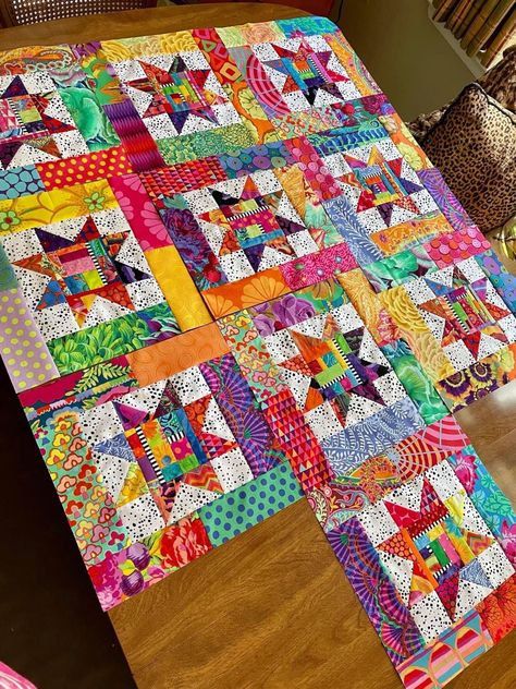 Crumb Quilting, Wonky Star, Crumb Quilts, Scrap Quilting, Half Square Triangle Quilts Pattern, Vintage Quilts Patterns, Bright Quilts, Scrappy Quilt Patterns, Quilt Square Patterns