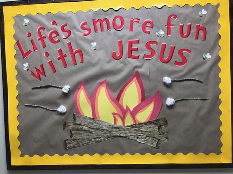 Christian School Bulletin Boards, Camping Bulletin Boards, Sunday School Themes, Bible Bulletin Boards, Vacation Bible School Themes, Christian Bulletin Boards, Sunday School Decorations, Summer Bulletin Boards, Sunday School Rooms