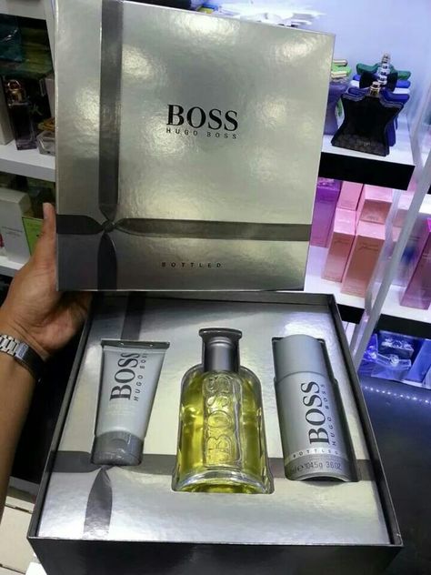 TO ALL CUSTOMER.. THIS SET LIMITED STOCK...  SET BOSS BOTTLE 200ml perfumes 150ml deadoran spray 100ml after shave RM320 Perfumes Aesthetic, Amazing Food Platters, Best Fragrance For Men, Creative Wedding Gifts, Bath And Body Works Perfume, Perfume Set, Best Fragrances, Perfume Gift Sets, Perfume Gift