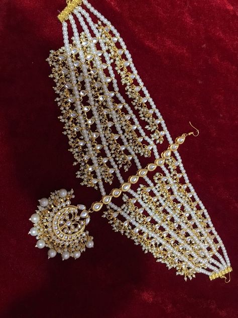 Matha Patti Bridal, Sheesh Patti, Kundan Matha Patti, Sheesh Phool, Bridal Jewelry Pakistani, Sabyasachi Jewelry, Heart Shaped Candles, Matha Patti, Jewelry Pakistani