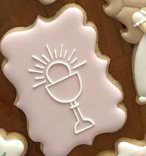 First Communion Cookies Decorated, Confirmation Cookies Decorated, 1st Communion Cookies, First Communion Sugar Cookies, Cookies Comunion, Holy Communion Cookies, Confirmation Cookies, First Communion Cookies, Communion Cookies