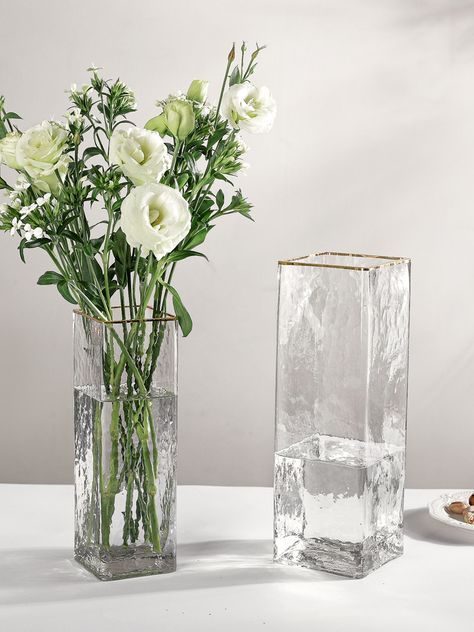 Vase Living Room, Vase Glass, Glass Brick, Table Setting Decor, Flower Vase Arrangements, Vase Arrangements, Minimal Home, Flower Therapy, Modern Vase