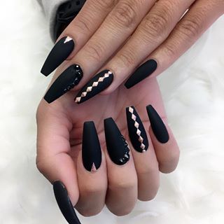 Black Coffin Nail Ideas, Coffin Nail Ideas, Classy Nail Art, Black Coffin Nails, Ongles Nails, Black Acrylic Nails, Edgy Nails, Design Nails, Winter Nail Art