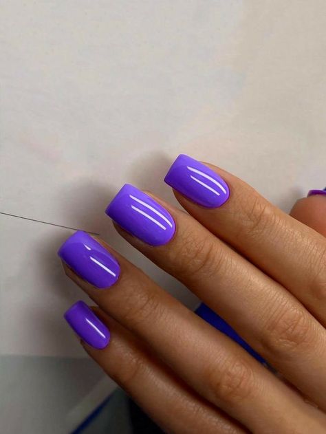 Blue Shades For Nails, Purple Nails For Black Women, Bright Colour Nail Designs, Lilac Nail Designs Lavender, Bright Purple Nails, Do It Yourself Nails, 90s Nails, Nail Laquer, Unghie Nail Art