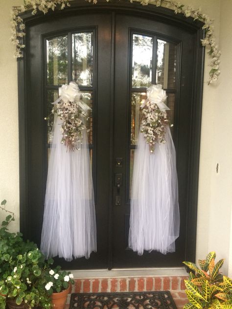 Bridal Veil Wreaths For Front Door, Bridal Door Decoration, Wedding Shower Door Decoration, Bridal Shower Mailbox Decoration, Bridal Wreaths For Front Door, Bridal Shower Front Door Decorations, Bridal Shower Wreaths For Front Door, Door Decorations For Wedding, Bridal Shower Door Decorations