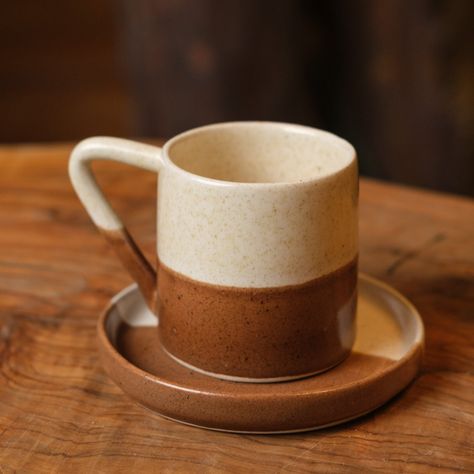 Espresso Cup And Saucer, Ceramic Cup And Saucer, Coffee Mugs Design, Espresso Cups Ceramic, Ceramic Espresso Cups, Espresso Mugs, Ceramics Pottery Mugs, Beginner Pottery, Cup Handmade