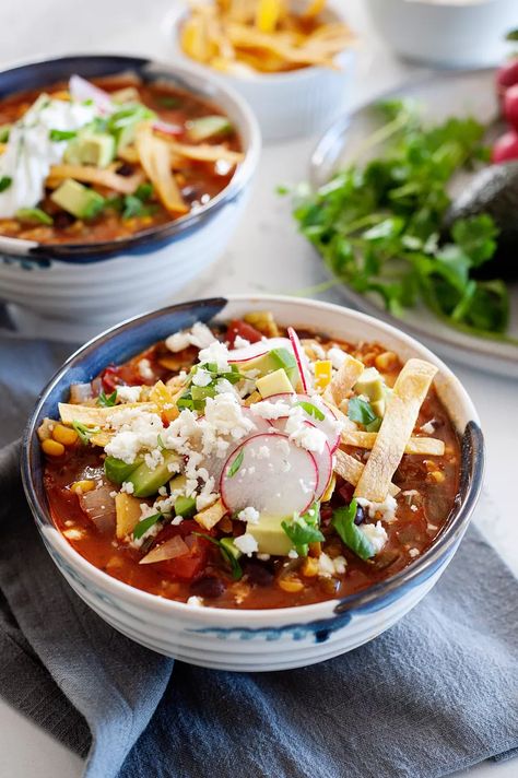 Vegetarian Tortilla Soup Recipe Soups Winter, Best Butter Chicken Recipe, Chicken Recipe Indian, Best Butter Chicken, Vegetarian Tortilla Soup, Vegetable Meals, Butter Chicken Recipe Indian, Crispy Corn, Delicious Soups