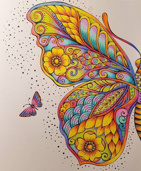 Chest Tattoo Ideas, Paisley Doodle, My Butterfly, Easy Mandala Drawing, Rita Berman, Butterfly Art Painting, Butterfly Mandala, Mandala Art Therapy, Zen Doodle Art