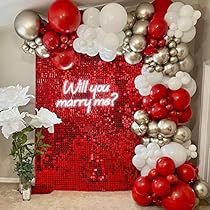 Simple Christmas Backdrop, Shimmer Wall Panels, 50th Birthday Party Themes, Background For Christmas, Engagement Balloons, Shimmer Wall Backdrop, Glitter Party Decorations, Birthday Christmas Party, Balloons Galore