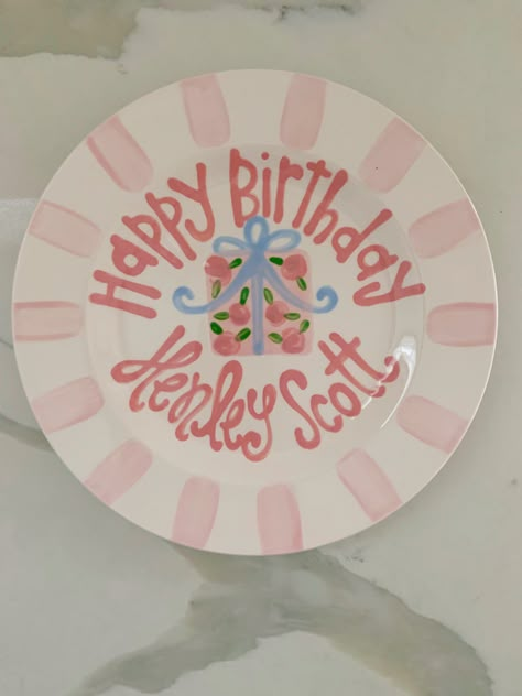 Diy Birthday Plate Decorating, How To Paint A Plate, Birthday Plate Ideas Girl, Birthday Plate Girl, Birthday Ceramic Plate, Happy Birthday Plates, Pottery Birthday Plate, Hand Painted Birthday Plate, Happy Birthday Plate Design