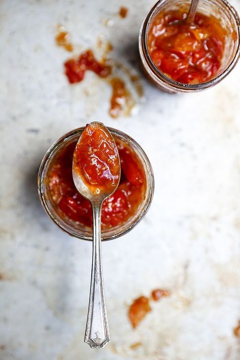 tomato shallot jam. Shallot Jam, Jam And Jelly, Charms Pandora, Jelly Recipes, Jewelry Pandora, Canning Recipes, Run Out, Pandora Jewelry, Mayonnaise