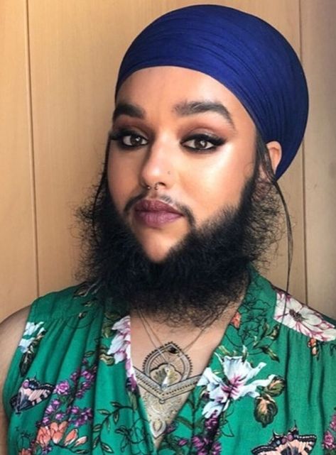 Meet Harnaam Kaur, a Bearded Lady, Who Turned Her Condition Into Her Beauty Strength and Won Our Hearts Bearded Lady Makeup, Women With Facial Hair, Harnaam Kaur, Bearded Woman, Zine Inspiration, Female Facial Hair, Ginger Smoothie, Latest Model Blouse Designs, Bearded Lady