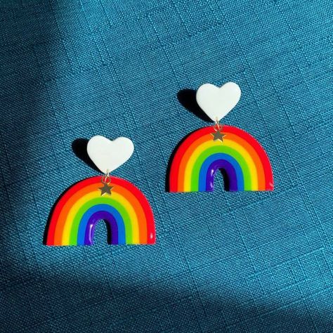 Emo Earrings, Cloud Heart, Plant Earrings, Clay Stud Earrings, Gay Pride Flag, Small Gold Hoops, Resin Ideas, Polymer Clay Diy, Rainbow Cloud