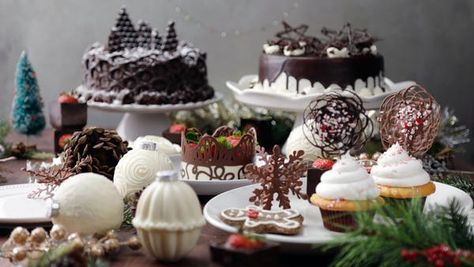 chocolate winter wonderland with eight hacks ranging from edible ornaments to cake toppers and more! Edible Ornaments, Chocolate Hacks, Chocolate Dome, Chocolate Ornament, Chocolate Bowls, Holiday Chocolate, Icing Frosting, Peanut Butter Fudge, Cake Tutorial