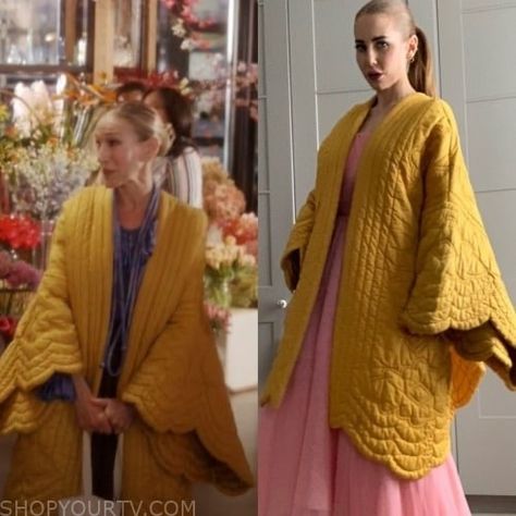 Carrie Outfits, Converted Closet, Carrie Bradshaw Style, Fashion Expression, Floral Coat, And Just Like That, Padded Coat, Dressed To Kill, Carrie Bradshaw