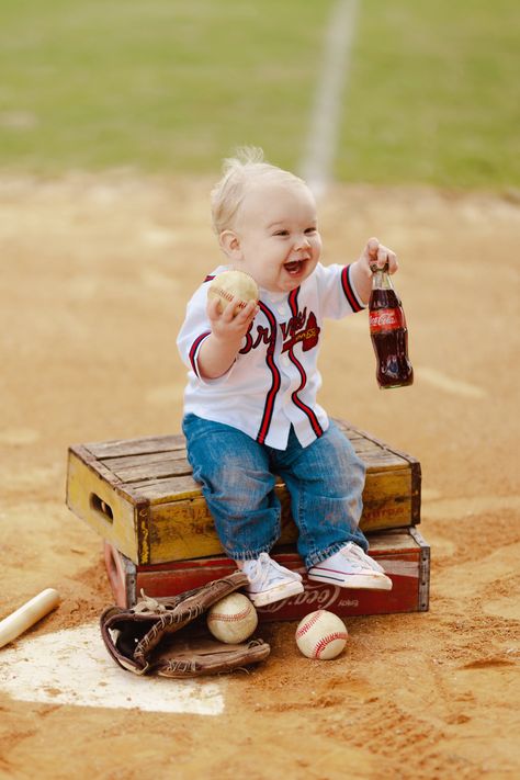 Baseball Milestone Pictures, Vintage Baseball Photo Shoot, Rookie Of The Year Pictures, Half Way To First Baseball Pictures, Rookie Year Photoshoot, Baby Baseball Photoshoot, First Birthday Baseball Pictures, Baseball 1st Birthday Pictures, Baseball First Birthday Pictures