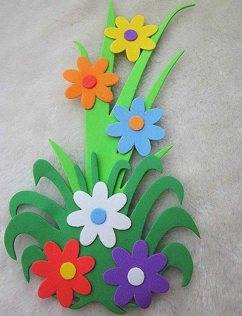 Easy DIY Foam Sheet Craft Ideas Nursery Class Decoration, Classroom Tree, Preschool Decor, Foam Sheet Crafts, Paper Flowers Craft, Class Decoration, Foam Sheets, School Decorations, Paper Crafts Diy Kids