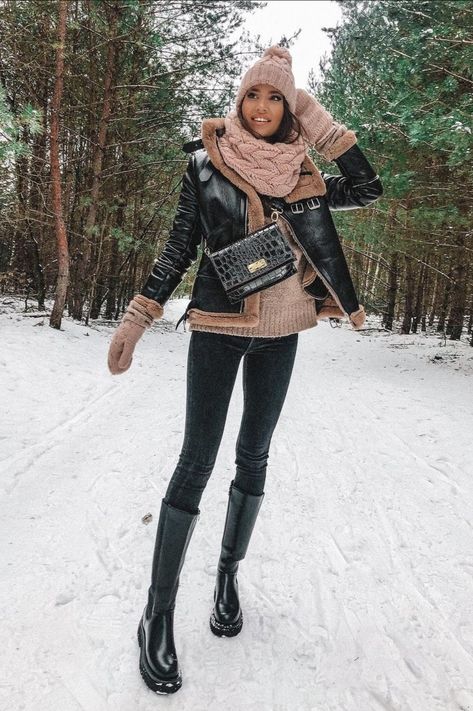 Rainboots Outfit Winter, Canadian Winter Fashion, Paris Trip Outfits, Snow Outfits, Winter Style Guide, Womens Winter Fashion Outfits, Winter Travel Outfit, Classy Winter Outfits, Classy Outfits For Women