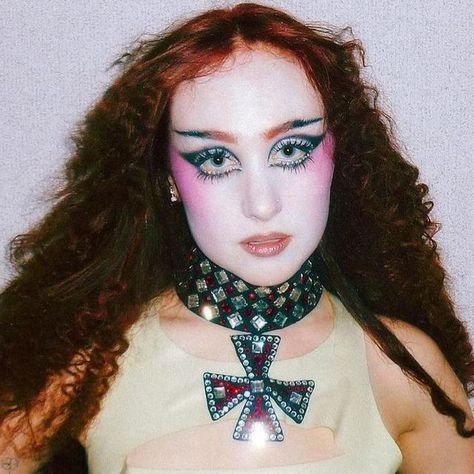 Chappell Roan Coachella Makeup, Chapple Roan Makeup, Chapelle Roan Makeup, Chapel Roan Makeup, Chappel Roan Makeup, Chappell Roan Coachella, Chappell Roan Makeup, Drag Makeup Looks, Chapple Roan