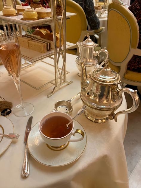 Tea At The Ritz London, Ritz Afternoon Tea, Tea Room Design, The Ritz London, Tea Etiquette, Afternoon Tea London, Ritz Hotel, London Tea, London Dreams