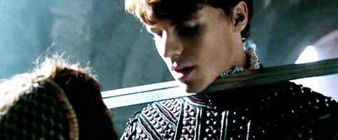 Ruairi O'connor Gif, Prince Of Persia Gif, Tatia Petrova, The White Princess Gif, King Gif, Medieval Gif Hunt, The Spanish Princess, The Spanish Princess Gif, Medieval Male Face Claim Gif