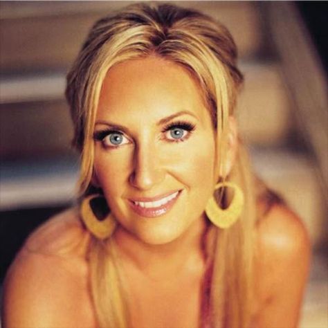 Today is the birthday of country-western star Lee Ann Womack born in Jacksonville, Texas, in 1966. Lee Ann Womack, Tim And Faith, Hot Country Songs, Ann Wilson, Martina Mcbride, Country Hits, Country Music Awards, Lee Ann, Texas Women