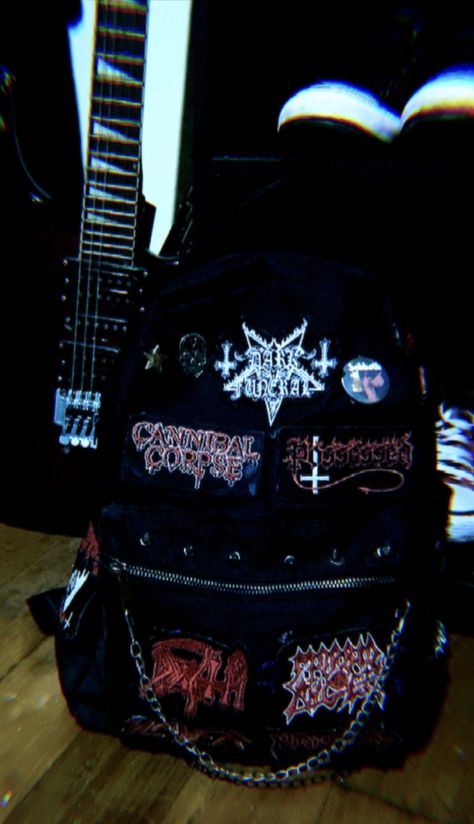 Crust Backpack, Metalhead Backpack, Emo Backpack, Punk Backpack, Grunge Backpack, Goth Backpack, Metalhead Fashion, Punk Fashion Diy, Crust Punk