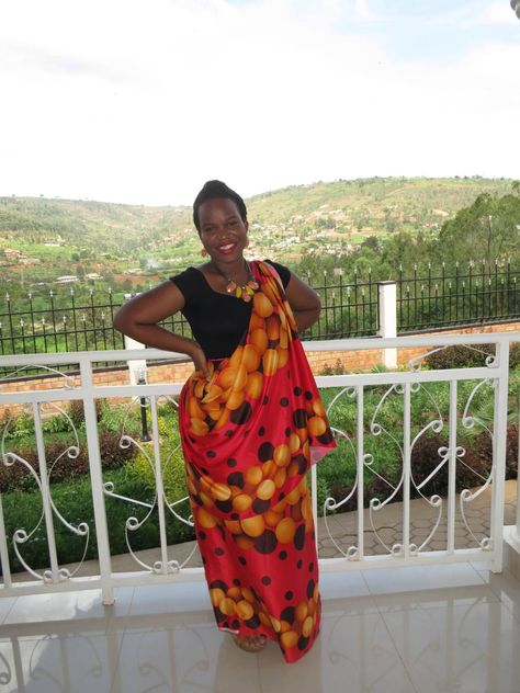 The traditional Rwandan umushanana that I wore to my first Rwandan wedding. I didn't understand much of what was going on, but at least I got the outfit right! #Rwanda #my250 Rwandan Traditional Clothes, Rwandan Wedding, Traditional Wear For Women, Traditional Wedding Attire, Dress Traditional, Civil Wedding Dresses, Racun Shopee, African Fashion Modern, Wedding Dress Pictures