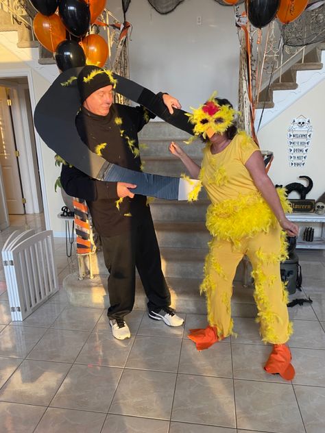 Chick Magnet 🐥🧲 Chick Magnet Costume, Magnet Costume, Holiday Ideas, Halloween Costume, Capri Pants, Halloween Costumes, Capri, Halloween, Pants