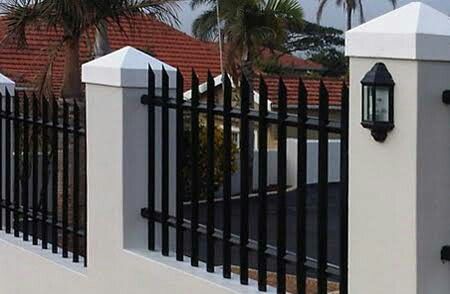 Exterior Wall / Fences With Palisades Garden Fence Colours, Fence Colours, Palisade Fence, Fence Planters, Modern Fence Design, House Fence Design, Fence Doors, Cheap Fence, Fencing Ideas