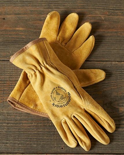 Chic Garden Attires You Need To Attend Your Garden | Leather Gardening Gloves, Leather Work Gloves, Hydroponics Diy, Hydroponic Farming, Gauntlet Gloves, Survival Garden, Gardening Gear, Survival Gardening, Garden Tool Storage