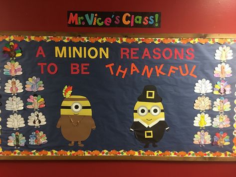 November Bulletin Board - A minion reasons to be thankful  #backtoschool #newschoolyear #bulletinboard #board #school #elementary #november #minions #thanksgiving #pilgrim #indian #turkey #thankful Cute Thanksgiving Bulletin Board Ideas, Thankful Bulletin Boards For School, Thanks Giving Bulletin Board, Thanksgiving Bulletin Board Ideas School, Minions Thanksgiving, November Bulletin Boards For Elementary, Thanksgiving Bulletin Boards For School, Thanksgiving Bulliten Boards, Thankful Bulletin Board Ideas