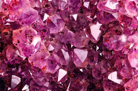 We all love crystals but what do you actually DO with them, how do you use them, and how do you choose? These are some ways of using crystal power to enhance your life... 1) FIRST GET THE PERFECT MATCH Generally a crystal that will be beneficial to you will feel right to you even though… Crystal Background, Crystal Power, Natural Background, Crystal Therapy, Pink And White Flowers, Color Textures, Pink Crystal, Aesthetic Backgrounds, Rocks And Minerals