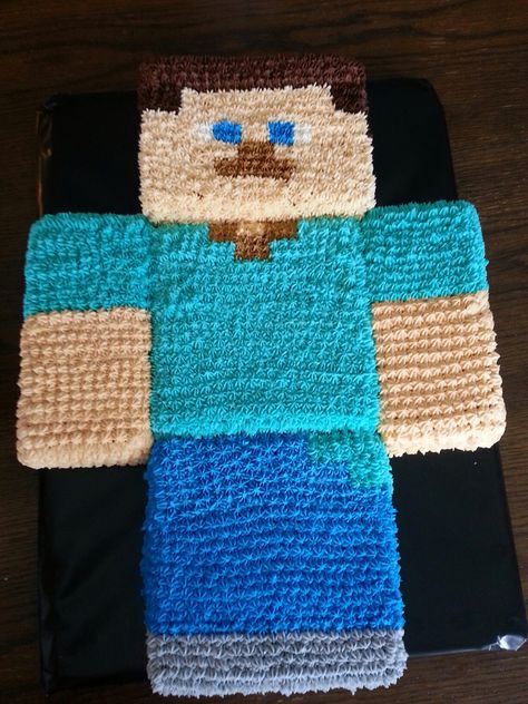 Minecraft cake Steve Minecraft Cake Steve, Minecraft Pig Cake, Pastel Minecraft, Minecraft Cakes, Minecraft Birthday Party Ideas, Minecraft Cupcakes, Minecraft Birthday Cake, Spongebob Cake, Minecraft Theme