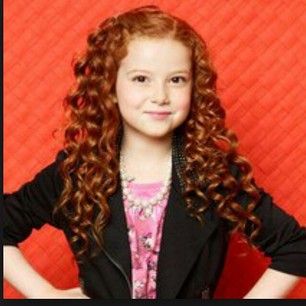 I'm having a Meet & Greet with @radiodisney Los Angeles at the Brea Mall Macy's! Come meet me Saturday, 9/13 from 2-4 pm! #meetandgreet #DogwithaBlog Francesca Capaldi Dog With A Blog, Ginger Actresses, Grace Hamilton, Red Hair Brown Eyes, Francesca Capaldi, Chloe James, Dog With A Blog, Disney Channel Stars, Ginger Girls