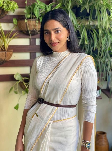 Aishwariya Lakshmi, Lakshmi Sarees, Aishwarya Lakshmi, Aishwarya Lekshmi, Off White Saree, Off White Belt, Saree With Belt, Glam Photoshoot, White Saree