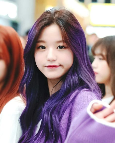 Won Young, Iz One Wonyoung, New Dj, Uzzlang Girl, Iz One, Purple Hair, Ulzzang Girl, Beauty Routines