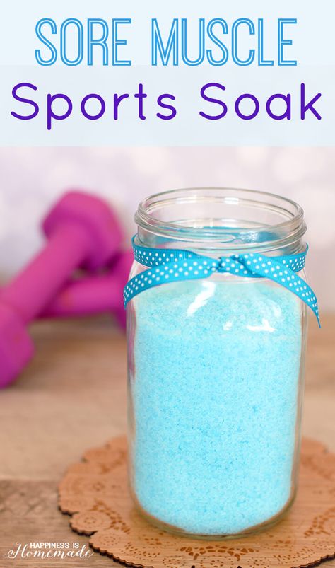 Sports Soak for Sore Muscles - Do you have tired and achy muscles? Hit the gym too hard? Too rough at sports practice? Try this quick and easy DIY sports soak to soothe your sore muscles! Feel Energized, Happiness Is Homemade, Diy Kosmetik, Hit The Gym, Diy Spa, Homemade Bath Products, Body Scrubs, Diy Body, Bath Soak